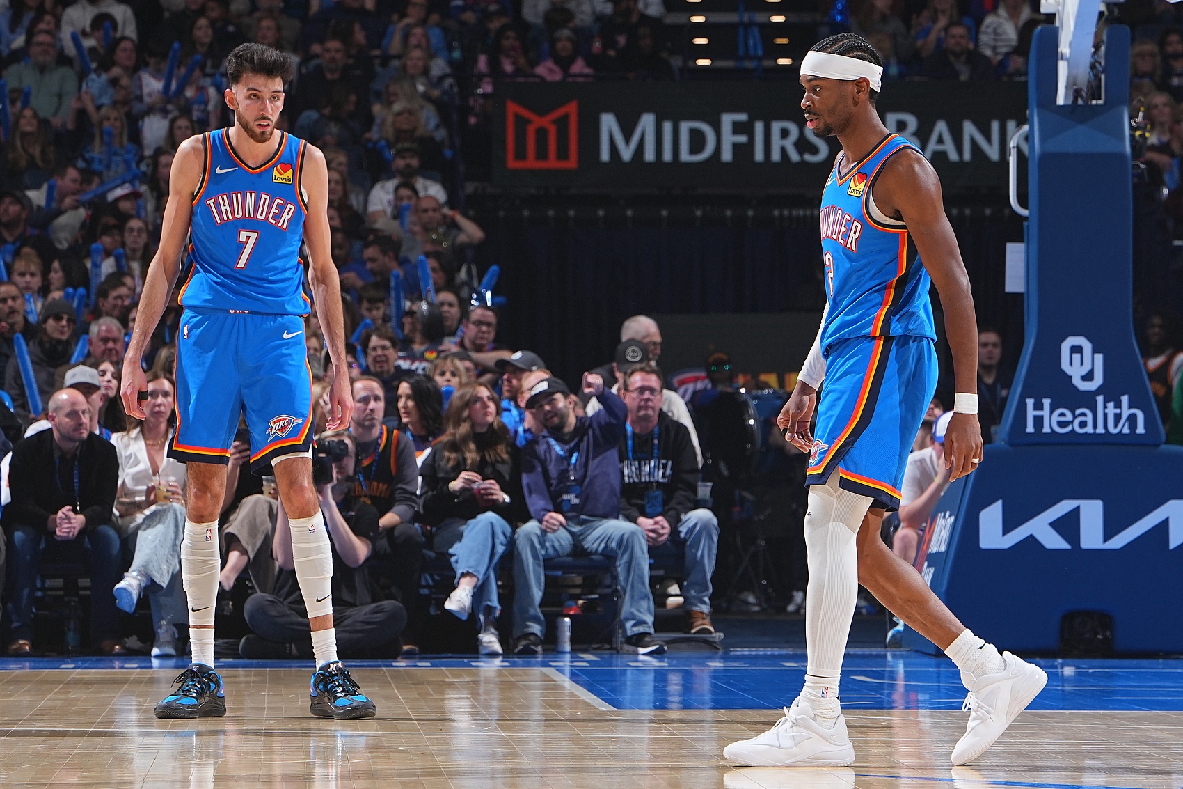 开云官网-NBA彩经：湖人轻取魔术 骑士擒下鹈鹕 老鹰大胜勇士 火箭浇灭热火